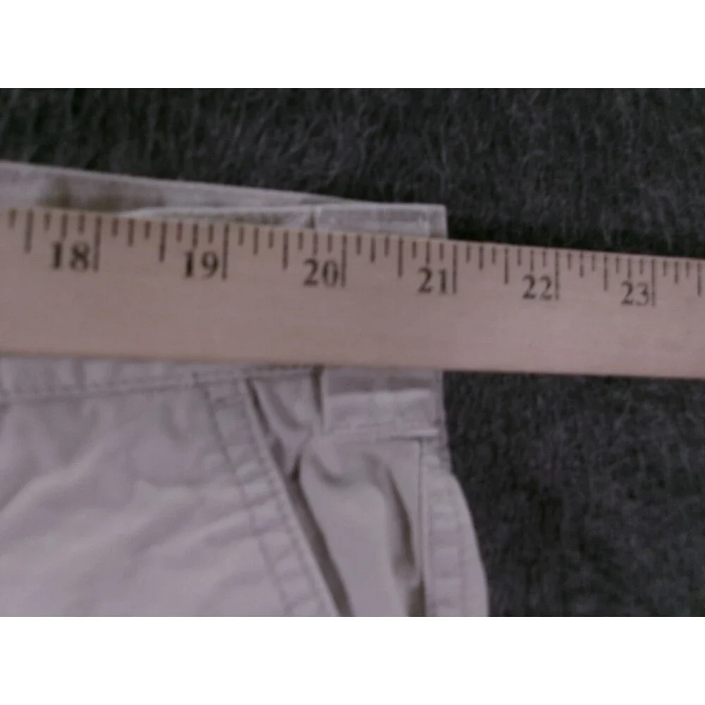 LL Bean Shorts Mens 42 Beige Tropic Weight Cargo Natural Fit Outdoor Beach Camp